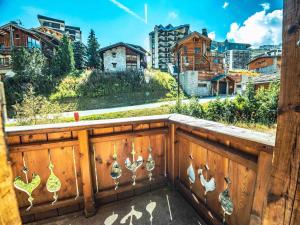 Fotografia z galérie ubytovania Studio Savoyard avec Balcon, Près des Pistes à Tignes - Idéal pour 4 Personnes - FR-1-502-354 v destinácii Tignes