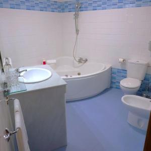 Koupelna v ubytování Hotel Sol Sanlúcar