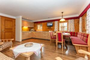 Kuchyň nebo kuchyňský kout v ubytování Ferienwohnung Remberghof + 5 fotografií