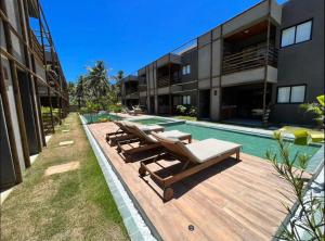 Villa Kamby 103B内部或周边的泳池