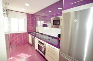 A kitchen or kitchenette at Fuengirola, Primera linea de playa
