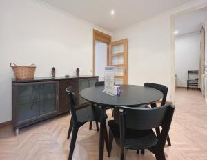 Fotografie z fotogalerie ubytování Stay U-nique Apartments Calabria v destinaci Barcelona