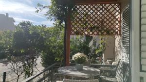 Balkón nebo terasa v ubytování Cosy home Lalëz Durrës
