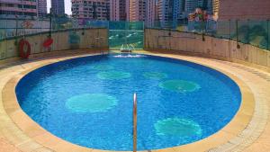 Kolam renang di atau di dekat Decapolis Hotel Panama City