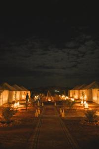 Fotografie z fotogalerie ubytování Dunes Luxury Camp v destinaci Merzouga