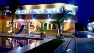 Bazén v ubytování Hotel San Carlos Yautepec nebo v jeho okolí