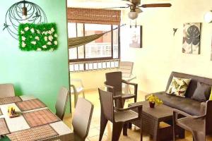 מסעדה או מקום אחר לאכול בו ב-Apartamento 603 Cartagena Bocagrande a 1 cuadra de la playa