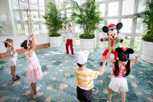 Clientes alojados en Hong Kong Disneyland Hotel