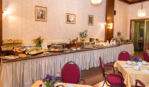 Comida en el hotel o alrededores