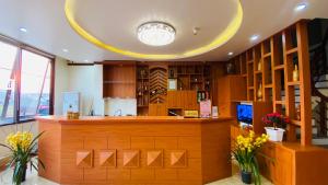 Ο χώρος του λόμπι ή της ρεσεψιόν στο HỒNG PHƯƠNG HOTEL