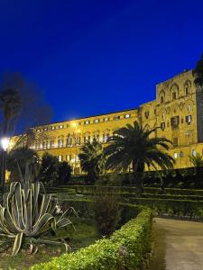 Сад в Cortile dei Mori +79 фотографий