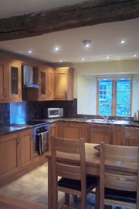 A kitchen or kitchenette at Thornthwaite Farm