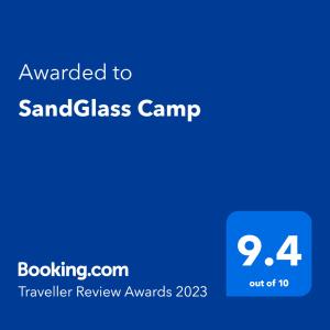 Certifikat, nagrada, logo ili neki drugi dokument izložen u objektu SandGlass Camp