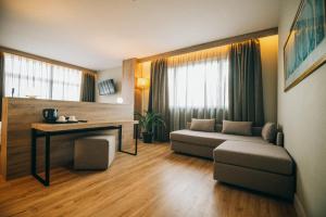 Posezení v ubytování Eurohotel Diagonal Port