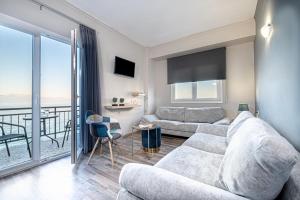 Posezení v ubytování RIVIERA HOTEL