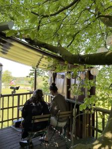 Hostia v ubytovaní Treehouse escape