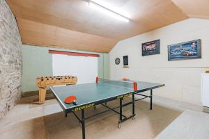 Stolní tenis v ubytování Llanhedric House nebo okolí + 32 fotografií