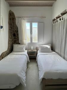 Afbeelding uit fotogalerij van Almyra Home in Ornos +7 foto's