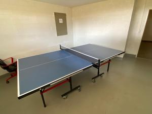Kemudahan pingpong di Apartment Arvenbüel-Flüügespitz atau berdekatan