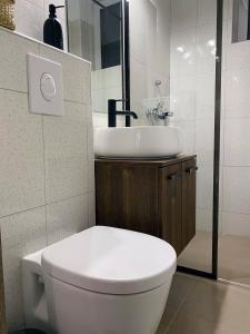 Central Cozy Apartment North Railway St - 4 Min Walk