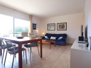 Posedenie v ubytovaní Duplex Vall d'aro F32076