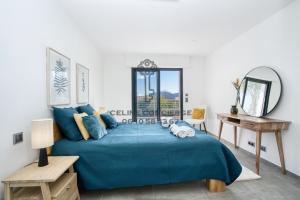 Posteľ alebo postele v izbe v ubytovaní Villa avec piscine privée - Golf de St Tropez