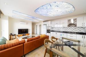 Gallery image of Spacious Apartment with Sea View in Alanya in Kargicak