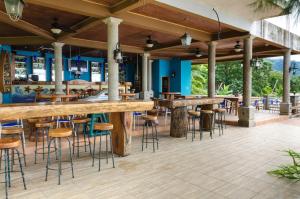 Restaurace v ubytování Paraiso Rainforest and Beach Hotel