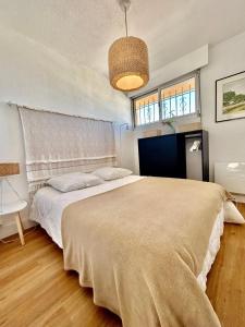 Posteľ alebo postele v izbe v ubytovaní Superbe T2 avec Terrasse et vue su mer Quartier des Quilles à Sète