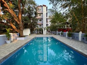 Bazén v ubytování Serenova by Dia Hotels nebo v jeho okolí