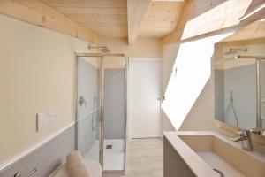 Koupelna v ubytování CASA PARE' B&B
