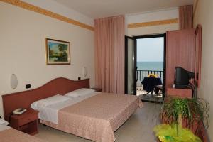 Afbeelding uit fotogalerij van Hotel Panorama Del Golfo in Manfredonia