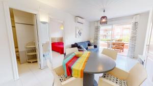 Fotografie z fotogalerie ubytování Apartamento Bretón by Family Homes v destinaci Denia