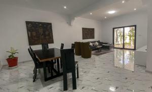 Area soggiorno di La Baraka, extravagant villa for 8 with pool in Saly