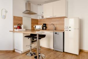 Køkken eller tekøkken på Maison tourangelle chic & cosy avec cour + 8 billeder