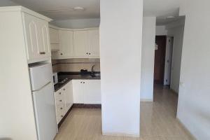 Kuchyň nebo kuchyňský kout v ubytování Comodoro Los Cristianos 302T + 10 fotografií
