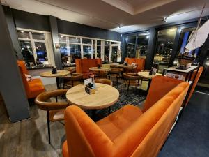 Posezení v ubytování Eemshotel