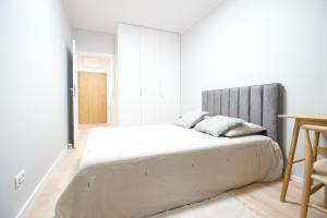 Posteľ alebo postele v izbe v ubytovaní Hygge Malta - NOWY apartament + 16 fotografií