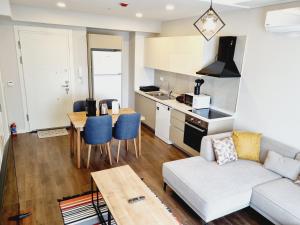 Kuchyň nebo kuchyňský kout v ubytování Otto Residences City Center 216