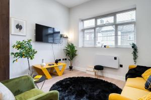 Zona d'estar a Livestay-Luxury Apartments in Southend-on-Sea
