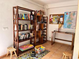 Perpustakaan di rumah percutian
