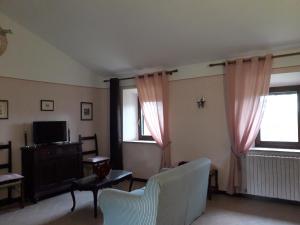 A television and/or entertainment centre at Casale Montemoro