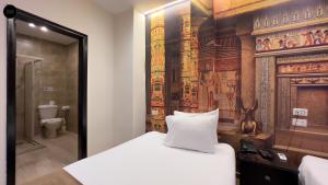 Bilik mandi di Giza Pyramids View Inn