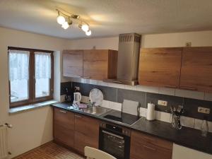Cucina o angolo cottura di Ferienwohnungen Zechmeister