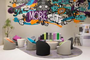 Ibis Styles Jakarta Mangga Dua Square的休息区