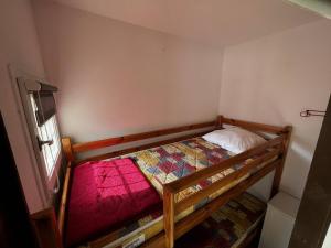 Posteľ alebo postele v izbe v ubytovaní Studio cabine avec Jardin Privatif, Plage et Commerces à 300m - 4 Couchages, Argelès-sur-Mer - FR-1-388-214
