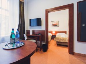 Telewizja i/lub zestaw kina domowego w obiekcie Hotel Chmielna Warsaw