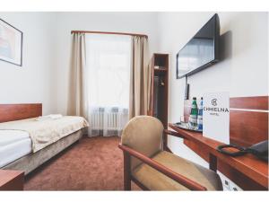 Telewizja i/lub zestaw kina domowego w obiekcie Hotel Chmielna Warsaw