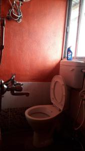 Ένα μπάνιο στο Vamoose Mendo Lamu Homestay