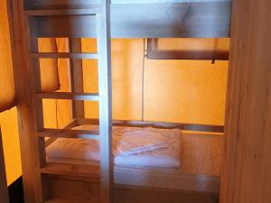 Postel nebo postele na pokoji v ubytování Safaritent Ranger Lodge